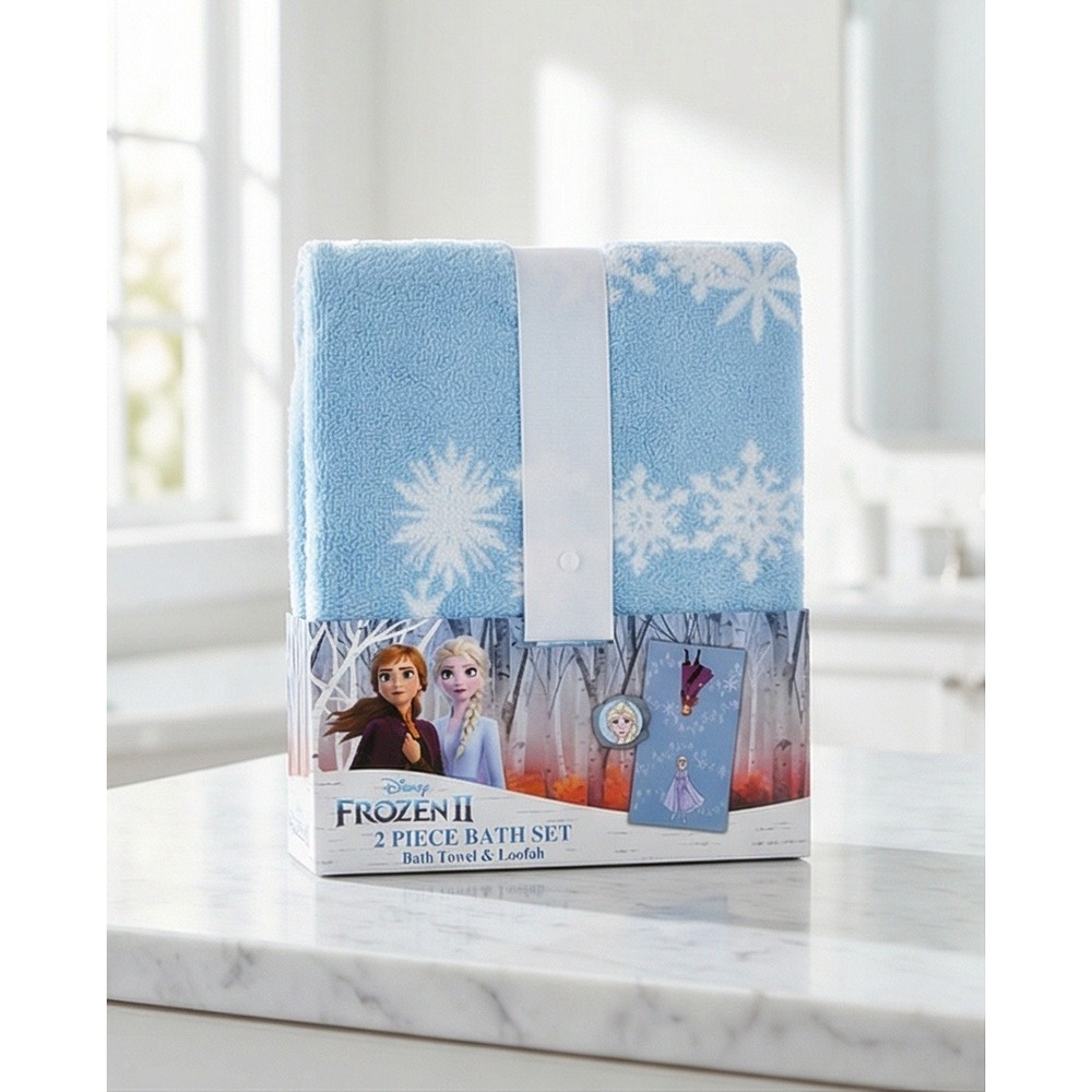 Disney Frozen II 2 Piece Bath Set Elsa Blue‎ Cotton Towel and  Loofah NIB